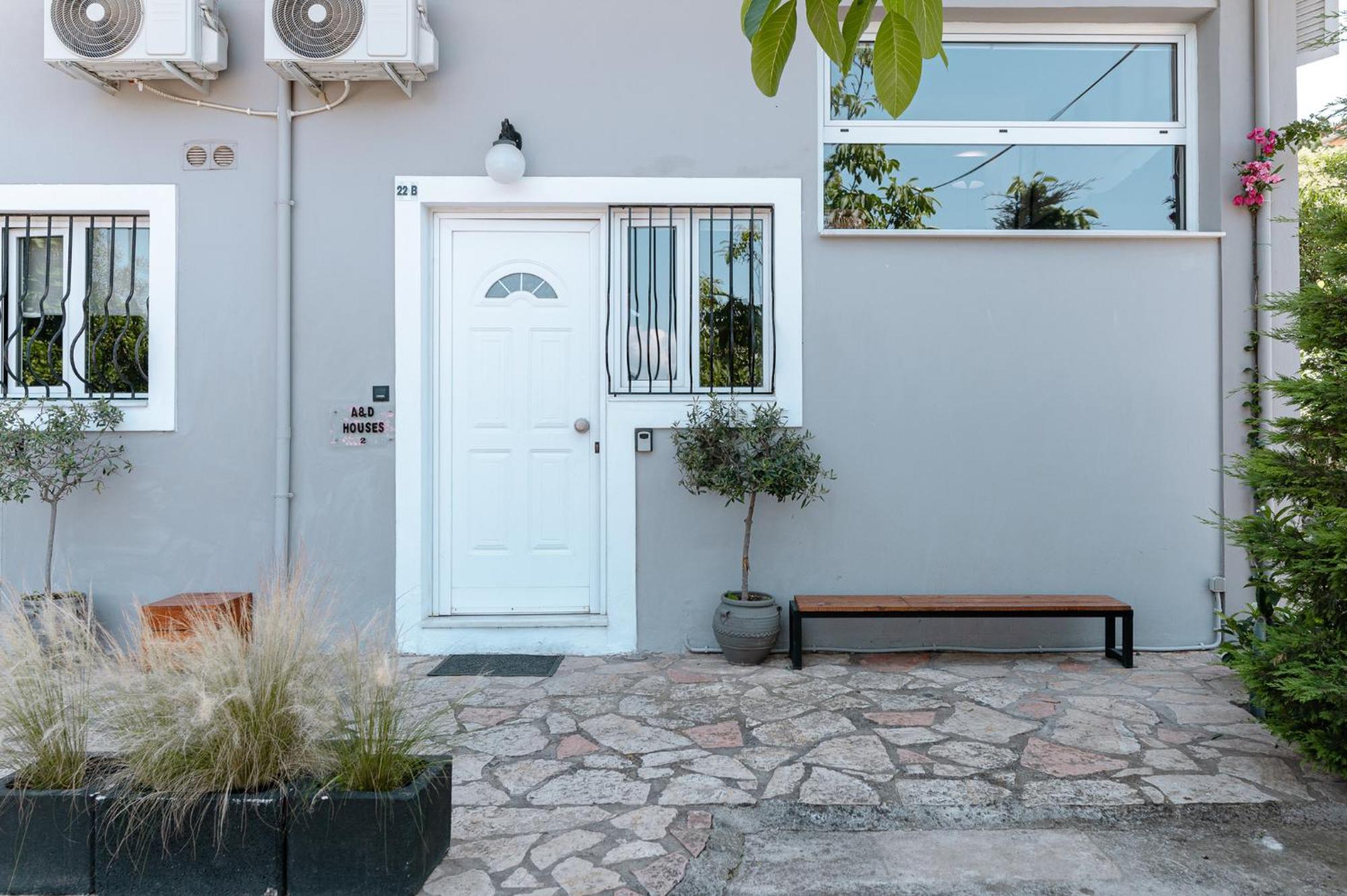 A & D Houses No2 Патра Екстериор снимка